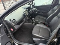 USED 2017 RENAULT CLIO 1.5 dCi Dynamique S Nav Hatchback 5dr Diesel EDC Euro 6 (s/s) (90 ps) RENAULT CLIO SYNAMIQUE S NAV AUTOMATIC