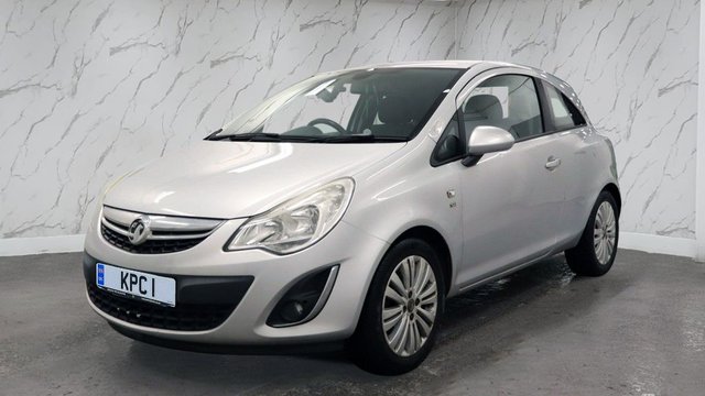 2011 VAUXHALL CORSA - Photo 2