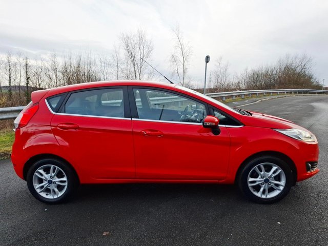 2016 FORD FIESTA - Photo 5