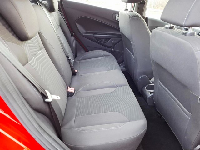 2016 FORD FIESTA - Photo 9