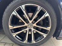 USED 2018 68 VOLKSWAGEN GOLF 1.5 TSI EVO GPF R-Line Hatchback 5dr Petrol DSG Euro 6 (s/s) (150 ps) PAN ROOF | UPGRADED ALLOYS