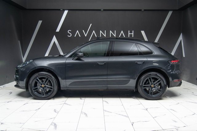 2020 PORSCHE MACAN - Photo 9