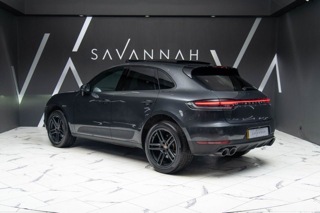 2020 PORSCHE MACAN - Photo 10