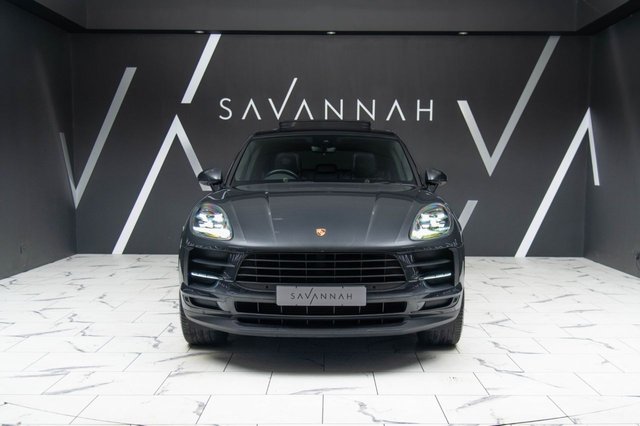 2020 PORSCHE MACAN - Photo 3