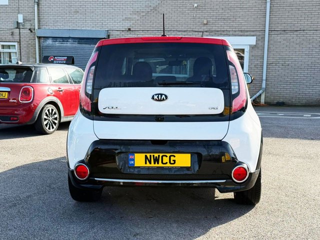 2015 KIA SOUL - Photo 9