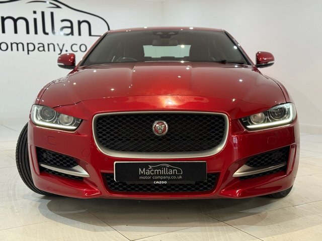 2018 JAGUAR XE - Photo 8