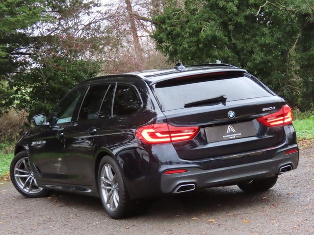 2019 BMW 5 SERIES - Photo 7