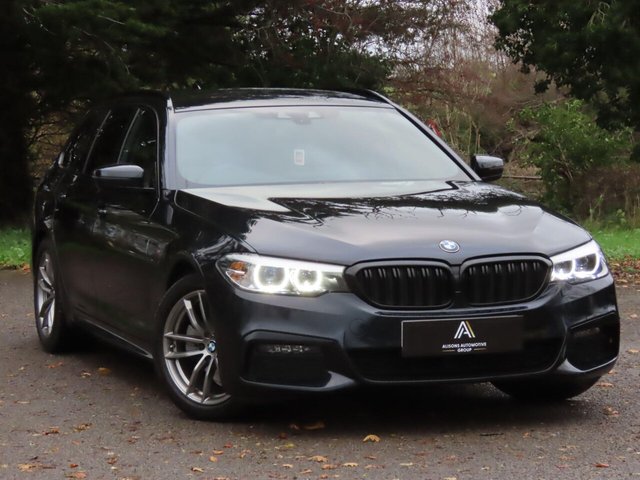 2019 BMW 5 SERIES - Photo 4