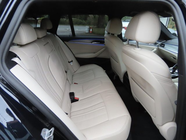 2019 BMW 5 SERIES - Photo 12