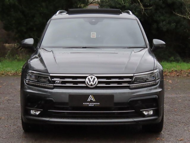 2017 VOLKSWAGEN TIGUAN - Photo 3