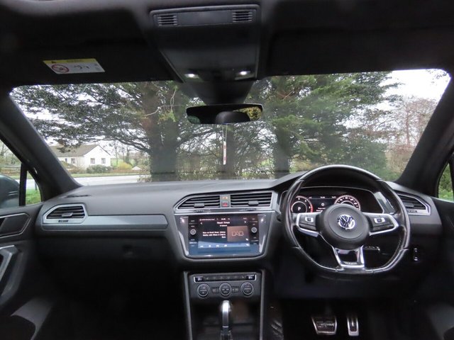 2017 VOLKSWAGEN TIGUAN - Photo 8