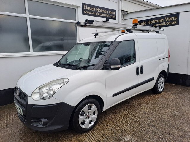 2014 133 G KM, 90 BHP 5,995 186.46 P M 2014 64 FIAT DOBLO... photo
