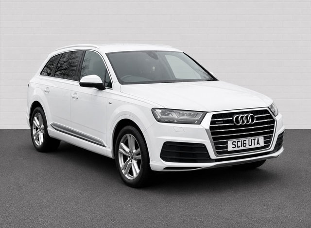 View our Audi Q7 3.0 TDI V6 S line SUV 5dr Diesel Tiptronic quattro Euro 6 (s/s) (218 ps)