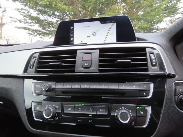 2019 BMW 1 SERIES - Photo 11