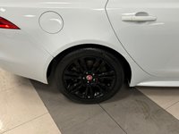 USED 2020 70 JAGUAR XF 2.0d Chequered Flag Sportbrake 5dr Diesel Auto Euro 6 (s/s) (180 ps) FULL & COMPLETE SERVICE HISTORY + PANORAMIC ROOF + FUJI WHITE!