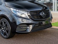 USED 2023 23 MERCEDES-BENZ V-CLASS 2.0 V220d AMG Line MPV 5dr Diesel G-Tronic+ Euro 6 (s/s) LWB (163 ps) 8 SEATER | REV CAM | PAN ROOF