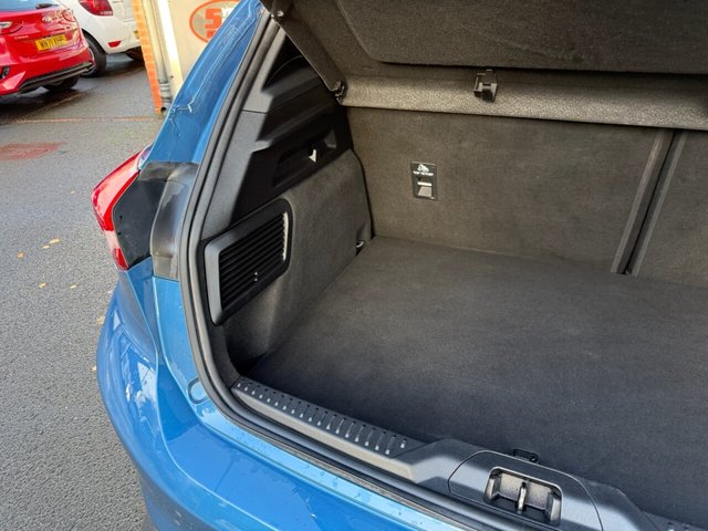 2019 Ford Focus 2L St 5dr - Photo 10