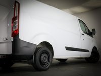 USED 2022 72 FORD TRANSIT CUSTOM 2.0 300 EcoBlue Leader Panel Van 5dr Diesel Manual L2 H1 Euro 6 (s/s) (130 ps) *NEW WET BELT*DAB*BLUETOOTH*