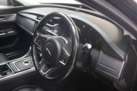 USED 2016 S JAGUAR XF 2.0d R-Sport Saloon 4dr Diesel Auto Euro 6 (stop/start) (180 ps) 