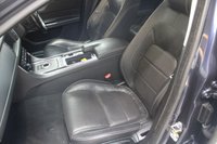 USED 2016 S JAGUAR XF 2.0d R-Sport Saloon 4dr Diesel Auto Euro 6 (stop/start) (180 ps) 