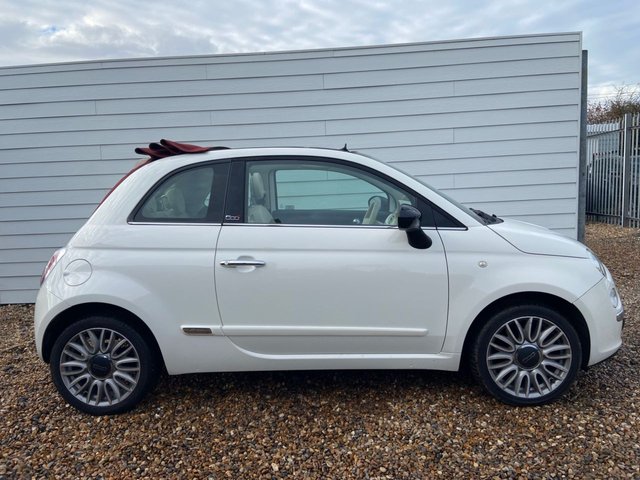 2015 FIAT 500C 1.2 Lounge Convertible 2dr Petrol Manual Euro 6 (s/s) (69 bhp) - Photo 9