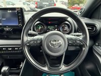 USED 2022 22 TOYOTA YARIS 1.5 VVT-h Dynamic Hatchback 5dr Petrol Hybrid E-CVT Euro 6 (s/s) (116 ps) 