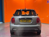 USED 2021 71 MINI HATCH 1.5 Cooper Classic Hatchback 5dr Petrol Manual Euro 6 (s/s) (136 ps) Nav Pack. Comfort Pack. Alloys