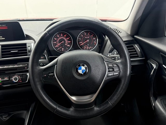 2017 BMW 1 SERIES - Photo 7