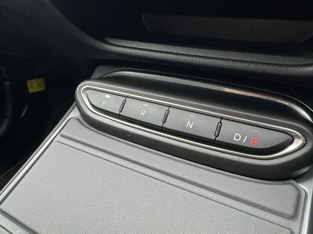 USED 2025 25 ABARTH 600e 54kWh SUV 5dr Electric Auto (240 ps) SABELT SEATS|HEATED WINDSCREEN