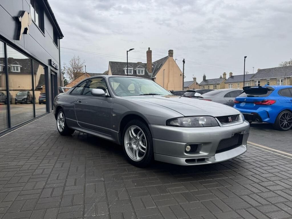 USED 2000 P NISSAN SKYLINE GT-R V SPEC 2.6L Saloon