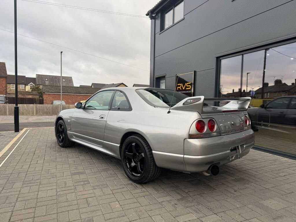 USED 2000 P NISSAN SKYLINE GT-R V SPEC 2.6L Saloon