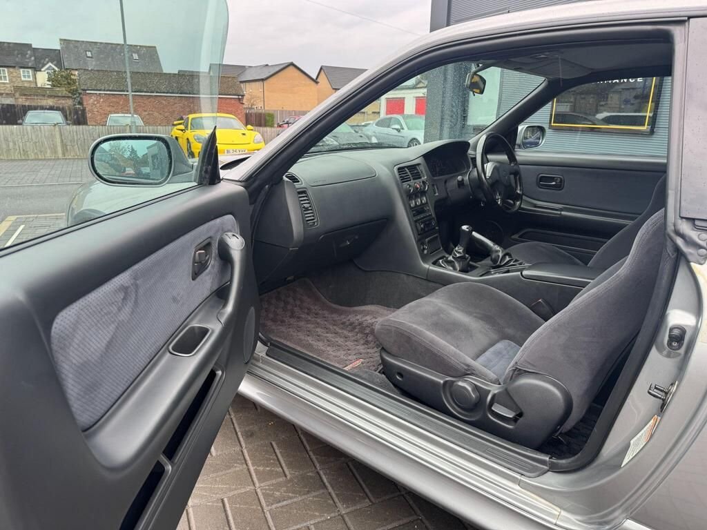 USED 2000 P NISSAN SKYLINE GT-R V SPEC 2.6L Saloon