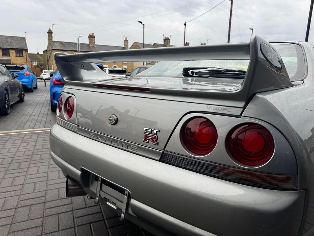 USED 2000 P NISSAN SKYLINE GT-R V SPEC 2.6L Saloon