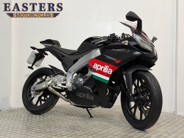 View our APRILIA RS4 125