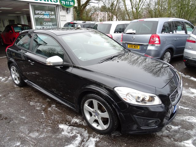 2012 12 Volvo C30 2.0 R-DESIGN 3d 145 BHP