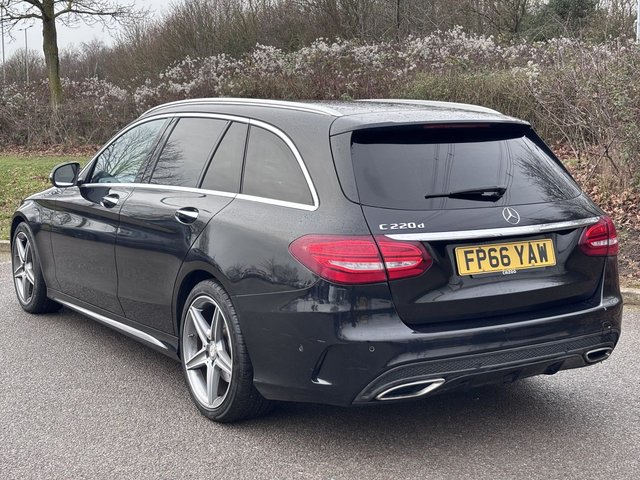 2016 Mercedes-Benz C-CLASS - Photo 3