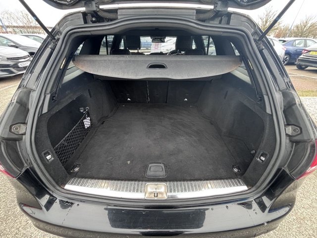 2016 Mercedes-Benz C-CLASS - Photo 12