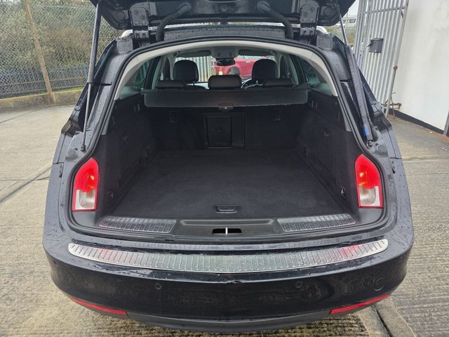 2012 Vauxhall Insignia 2L SE Nav 5dr - Photo 7