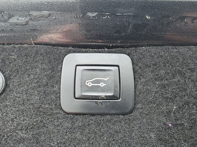 2012 Vauxhall Insignia 2L SE Nav 5dr - Photo 8