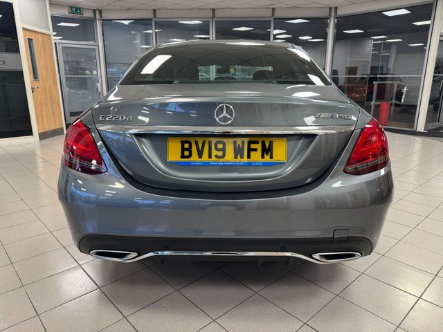 2019 Mercedes-Benz C-Class 2L Amg Line 4dr - Photo 6