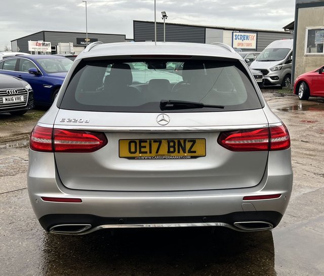 2017 MERCEDES-BENZ E-CLASS 2.0 E220d AMG Line Estate 5dr Diesel G-Tronic+ Euro 6 (s/s) (194 ps) - Photo 6