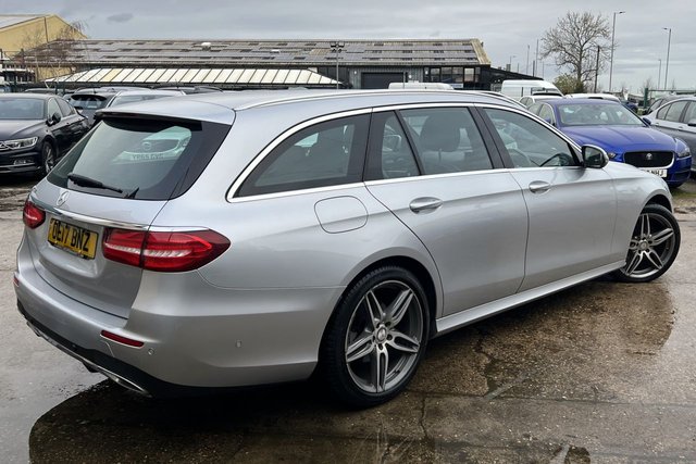 2017 MERCEDES-BENZ E-CLASS 2.0 E220d AMG Line Estate 5dr Diesel G-Tronic+ Euro 6 (s/s) (194 ps) - Photo 3