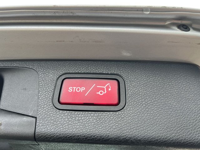 2017 MERCEDES-BENZ E-CLASS 2.0 E220d AMG Line Estate 5dr Diesel G-Tronic+ Euro 6 (s/s) (194 ps) - Photo 10