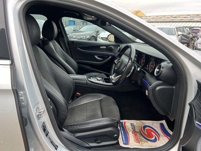 2017 MERCEDES-BENZ E-CLASS 2.0 E220d AMG Line Estate 5dr Diesel G-Tronic+ Euro 6 (s/s) (194 ps) - Photo 12