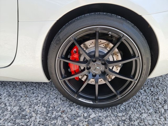 View our MERCEDES-BENZ SLS