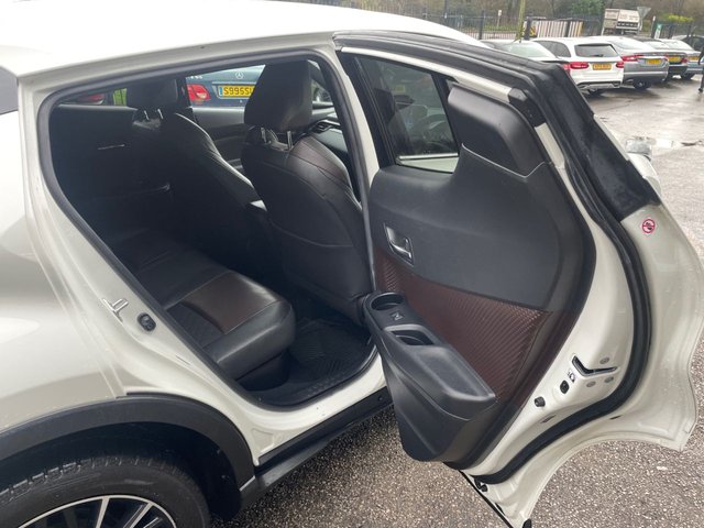 2016 TOYOTA C-HR - Photo 11
