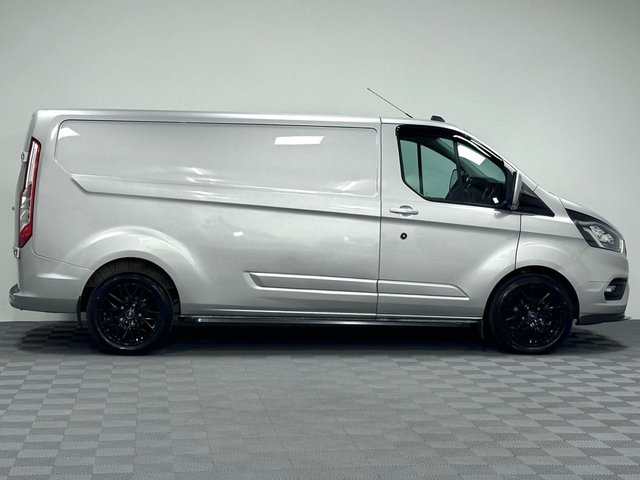 2021 Ford Transit Custom 2L Limited 5dr - Photo 11