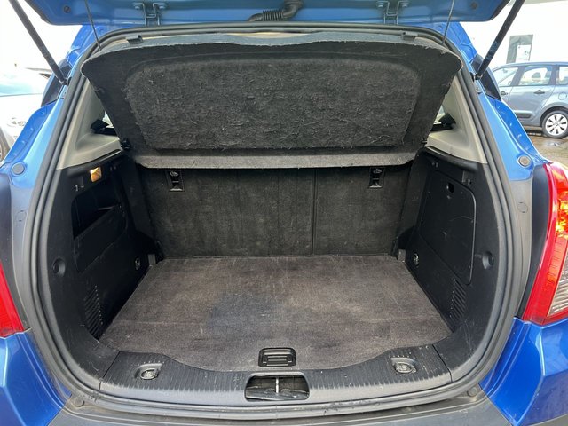 2014 VAUXHALL MOKKA 1.7 CDTi Tech Line SUV 5dr Diesel Manual 2WD Euro 5 (s/s) (130 ps) - Photo 9