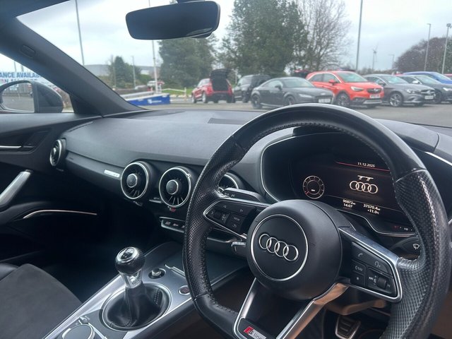 2017 AUDI TT - Photo 8