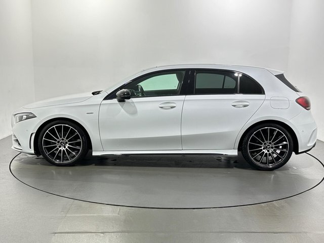 2021 Mercedes-Benz A Class - Photo 5